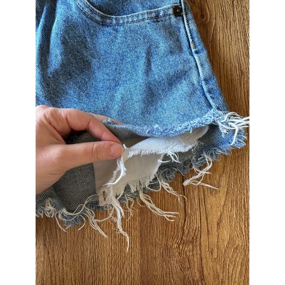 Old Navy Regular Jeans Vtg Jean Shorts Size 28 - Picture 7 of 7